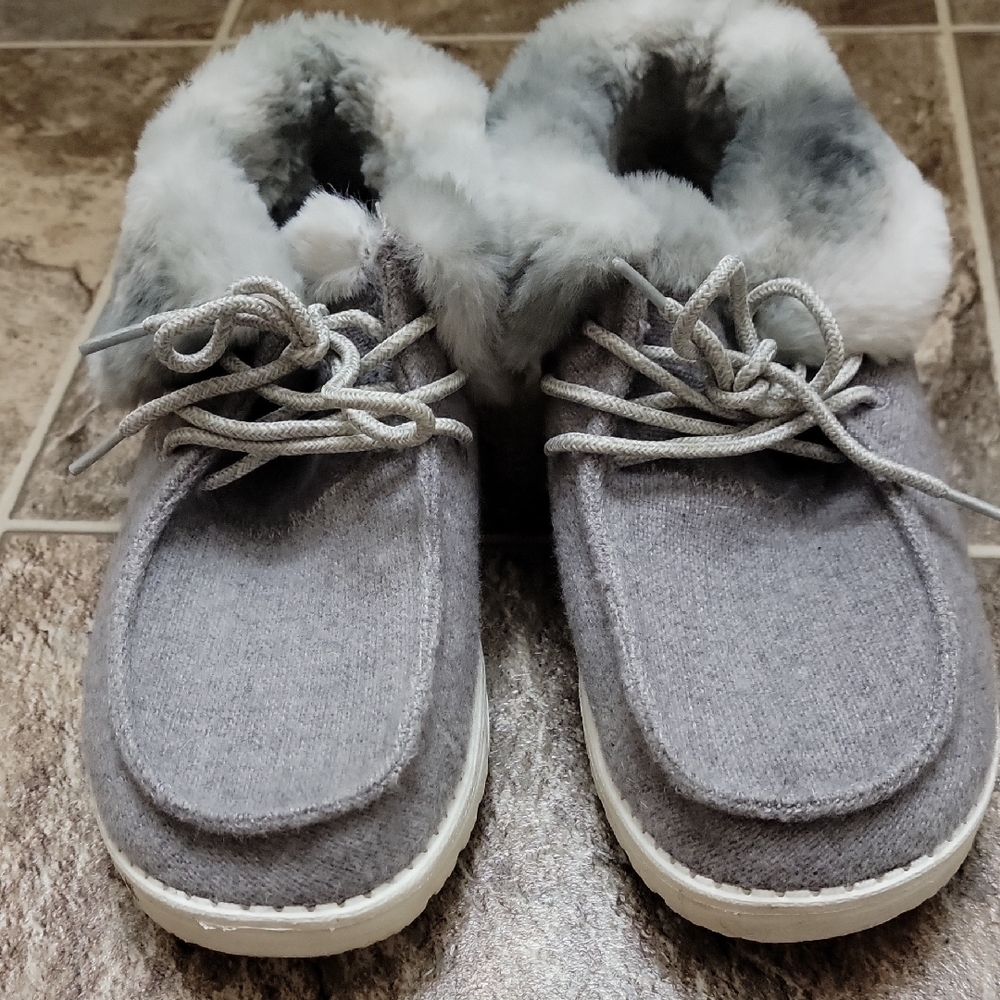 Cozy Womens Grey Fur-lined Hey Dudes